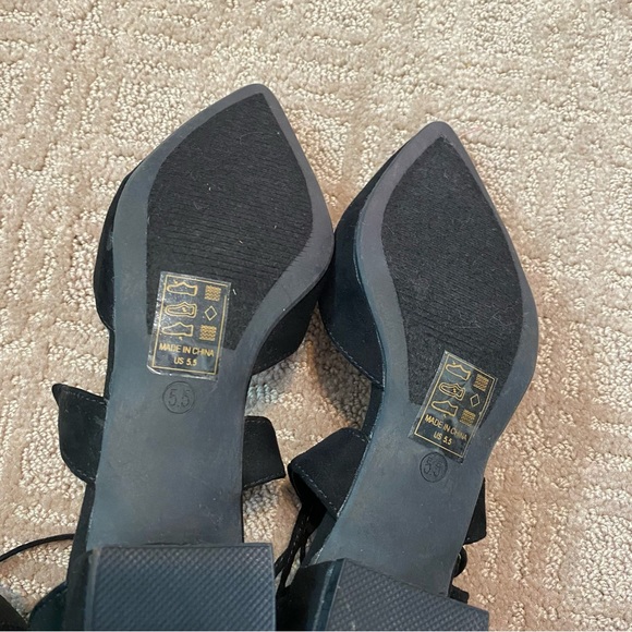 NWT {Jacobies} Black Suede Pointed Toe Block Heels - Memory Foam ~ Size 5.5 - Picture 3 of 12